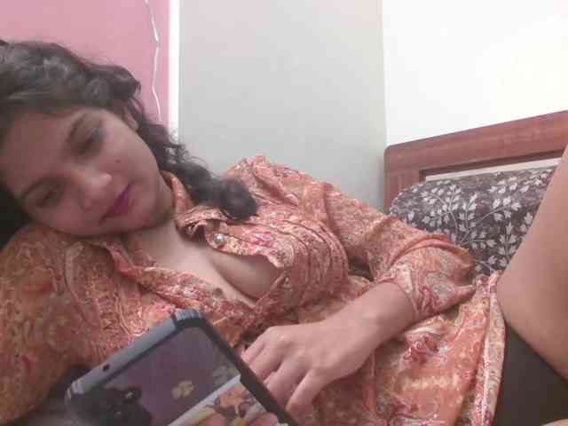 AlyonaKim webcam
