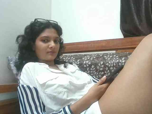 AlyonaKim webcam