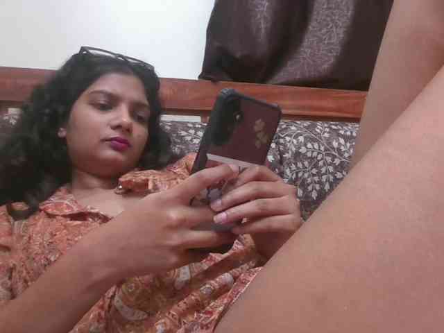 AlyonaKim webcam