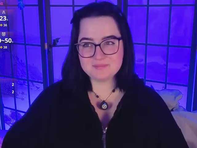 DriveThruAmina live cam on BongaCams