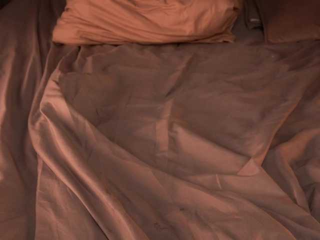 DriveThruAmina live cam on BongaCams