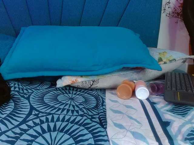 Maddy-wish live cam on BongaCams