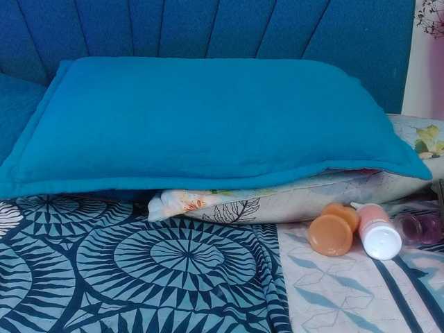 Maddy-wish live cam on BongaCams