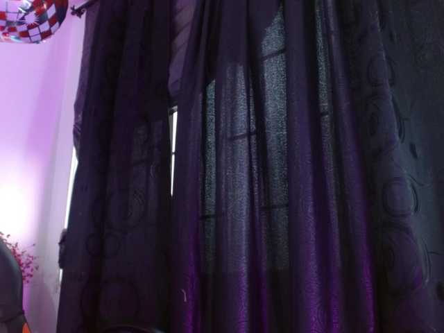 Maddy-wish live cam on BongaCams