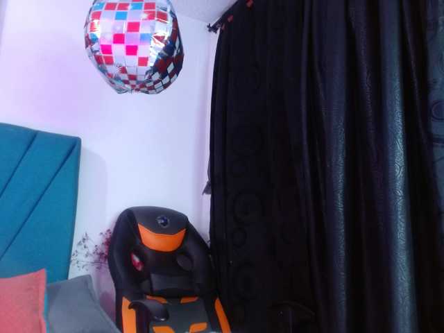 Maddy-wish live cam on BongaCams