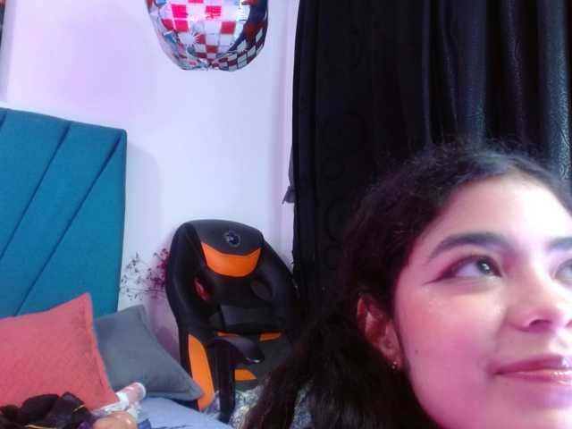 Maddy-wish, en directo ahora en BongaCams