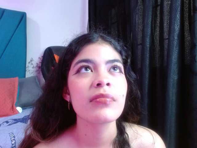 Maddy-wish live cam on BongaCams