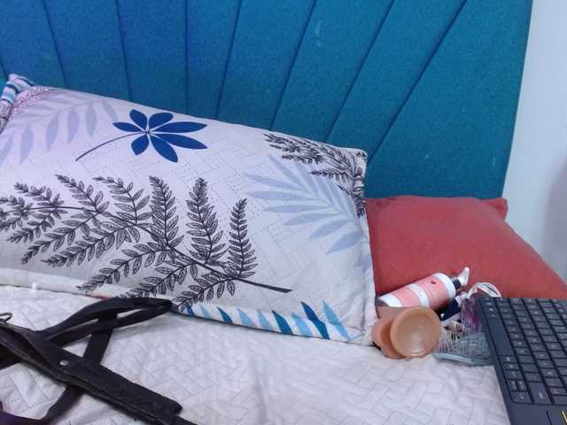 Maddy-wish live cam on BongaCams