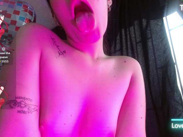 Maddy-wish live cam on BongaCams
