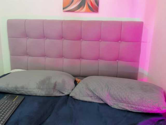 Maddy-wish live webcam show