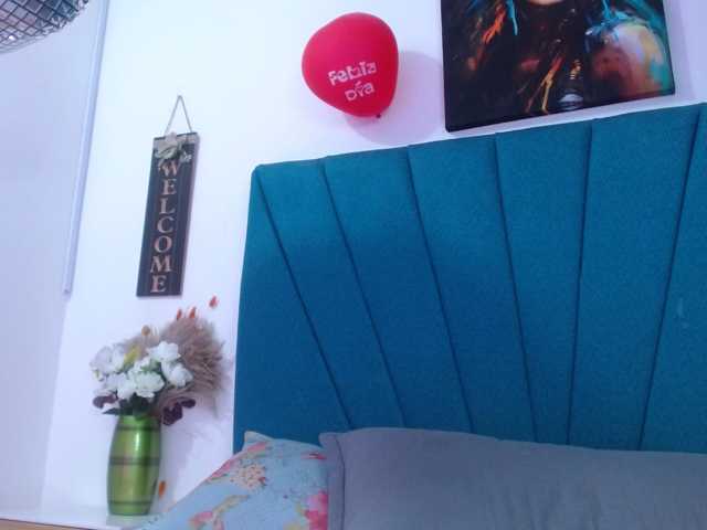 Maddy-wish live cam on BongaCams