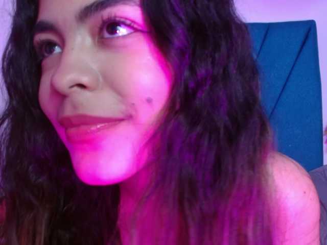 Maddy-wish live cam on BongaCams