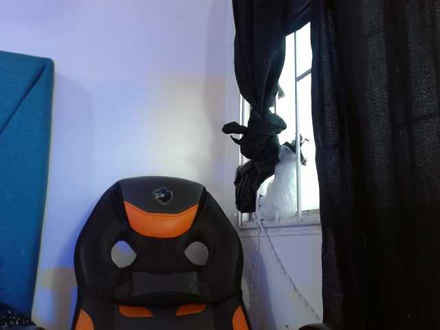 Maddy-wish live cam on BongaCams