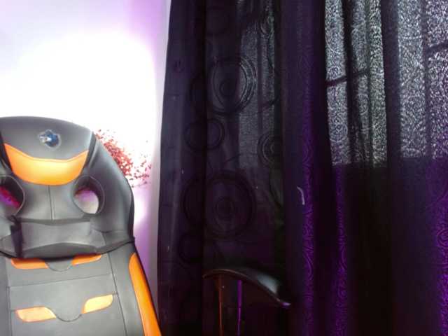 Maddy-wish live cam on BongaCams