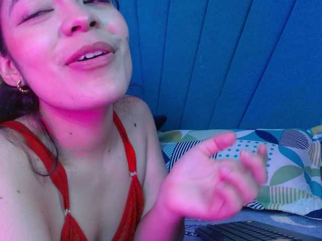 Maddy-wish live cam on BongaCams