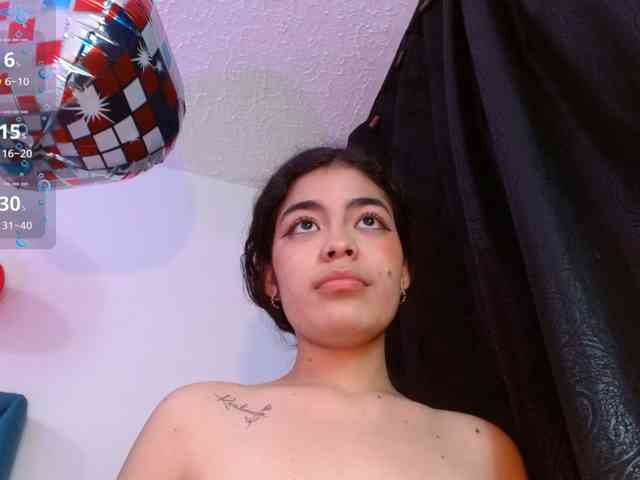 Maddy-wish webcam