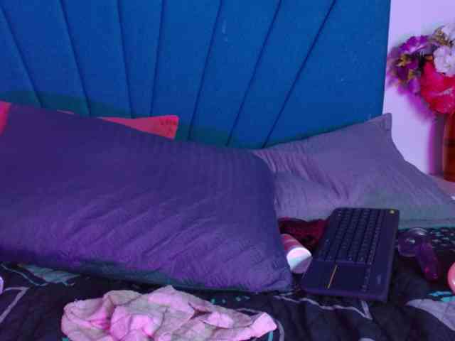 Maddy-wish webcam
