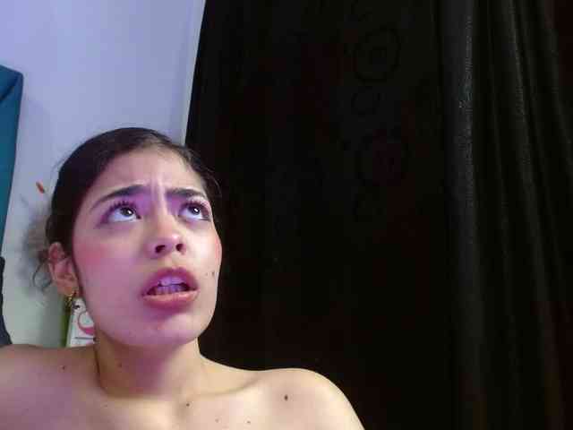 Maddy-wish webcam