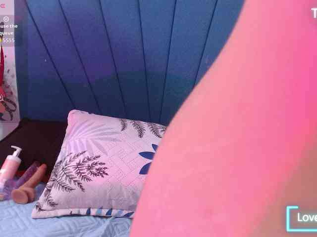 Maddy-wish webcam
