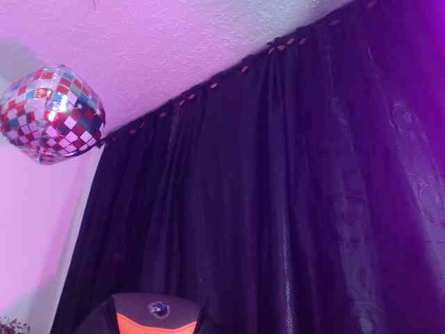 Maddy-wish webcam