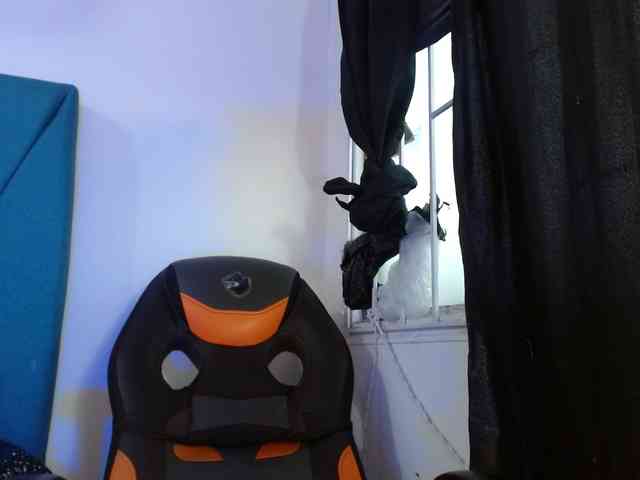Maddy-wish webcam