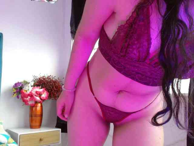 Maddy-wish webcam