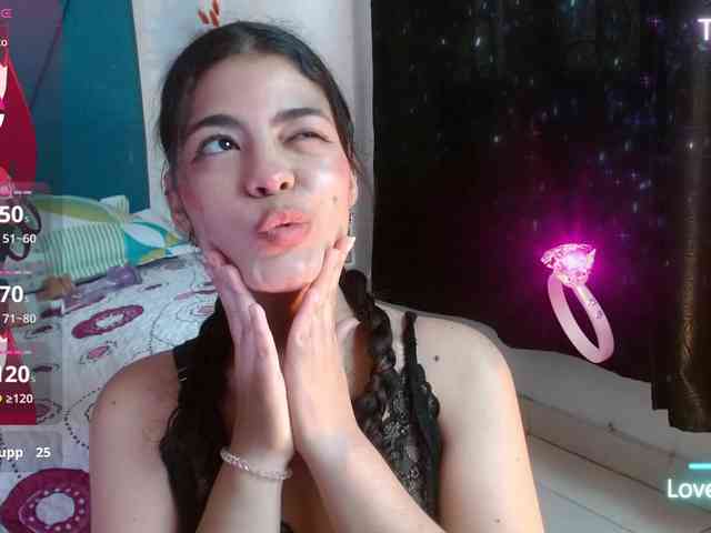 Maddy-wish webcam