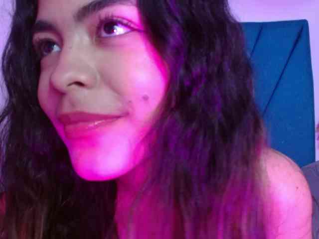 Maddy-wish webcam