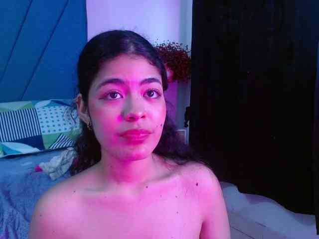 Maddy-wish webcam