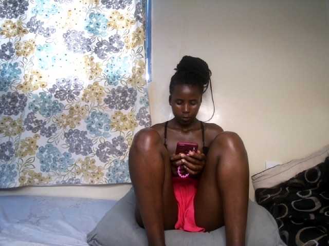 sexxygirl live webcam show