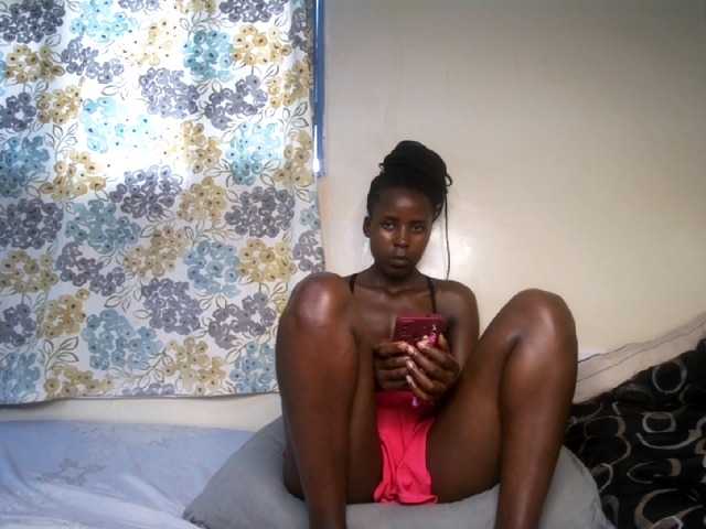 sexxygirl live webcam show