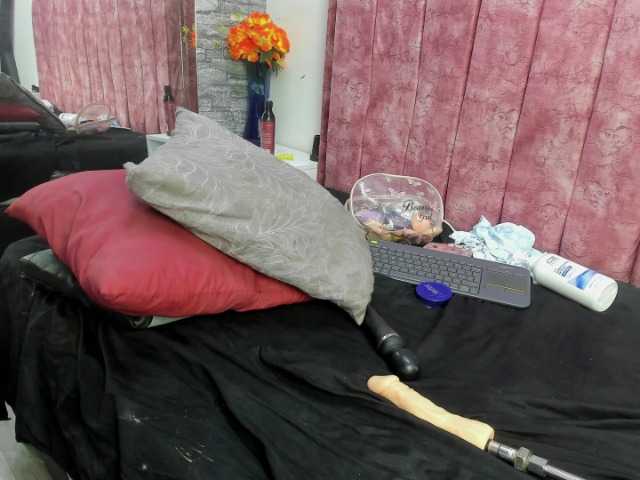Lucy78sweet live cam on BongaCams