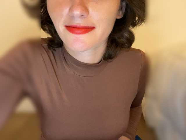 Sharon-Charmelle live webcam show