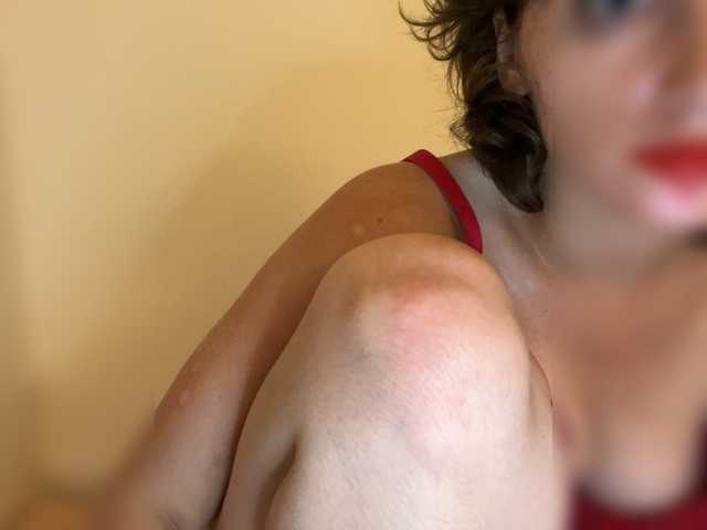 Sharon-Charmelle live webcam show