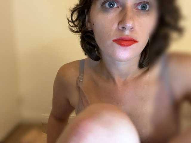 Sharon-Charmelle live webcam show