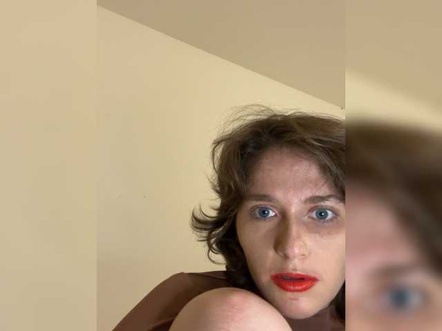 Sharon-Charmelle live cam on BongaCams