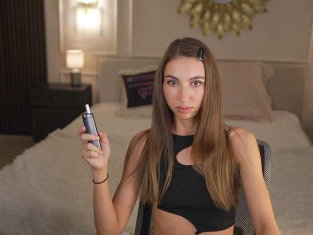 LisaKiss054 live cam on BongaCams