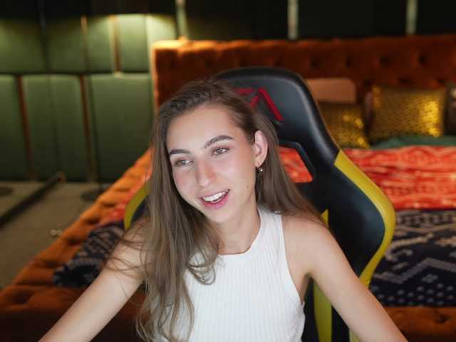 LisaKiss054 live cam on BongaCams