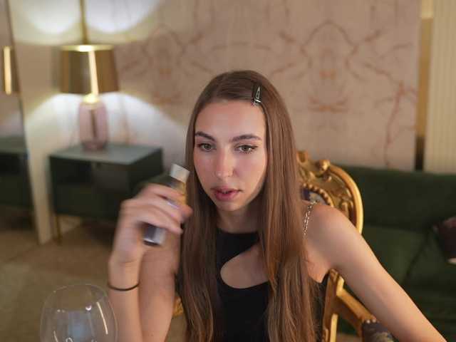 LisaKiss054 live cam on BongaCams