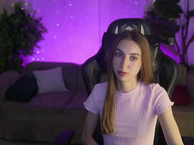 LisaKiss054 live cam on BongaCams
