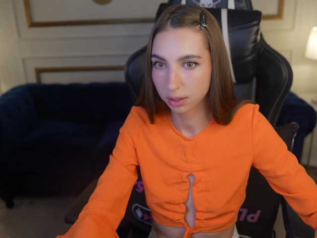 LisaKiss054