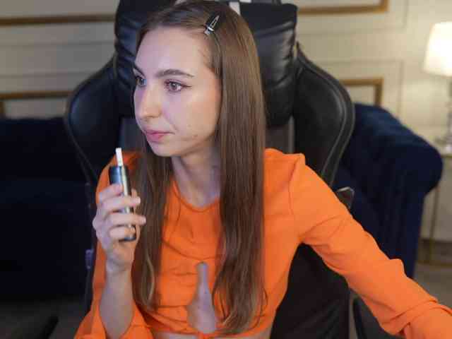 LisaKiss054 webcam