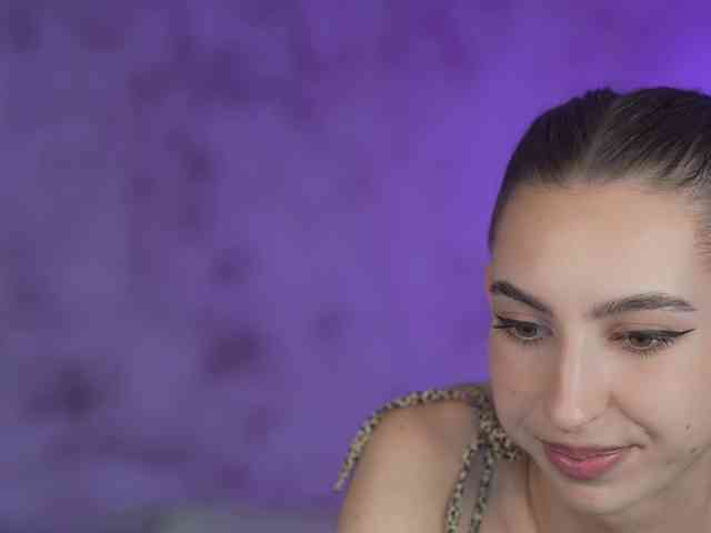 LisaKiss054 webcam