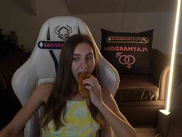 LisaKiss054 webcam