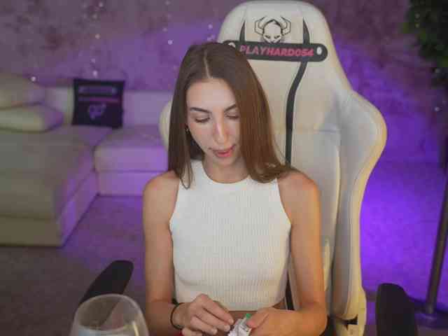 LisaKiss054 webcam