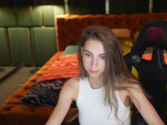 LisaKiss054 webcam