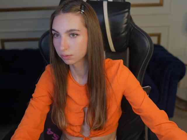 LisaKiss054 webcam