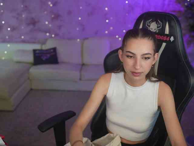 LisaKiss054 webcam