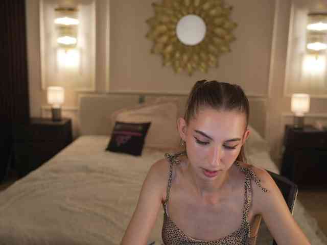 LisaKiss054 webcam