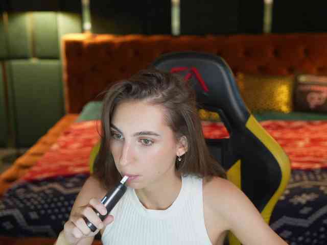 LisaKiss054 Live Webcam on BongaCams